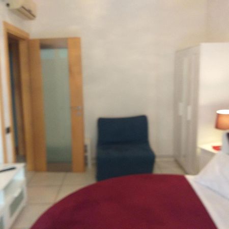 Beb Pantarei Bed & Breakfast Наполи Стая снимка