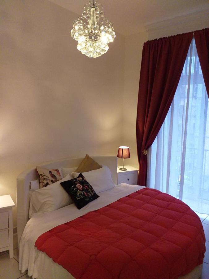 Beb Pantarei Bed & Breakfast Наполи Екстериор снимка