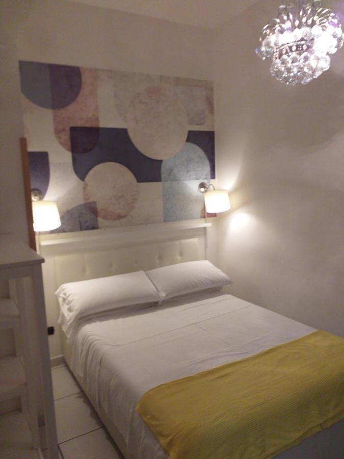 Beb Pantarei Bed & Breakfast Наполи Екстериор снимка