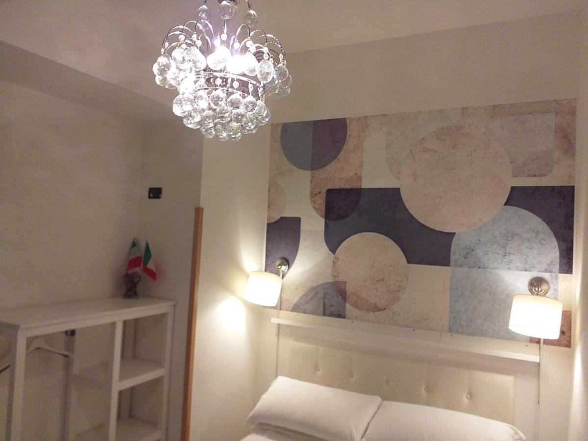 Beb Pantarei Bed & Breakfast Наполи Екстериор снимка