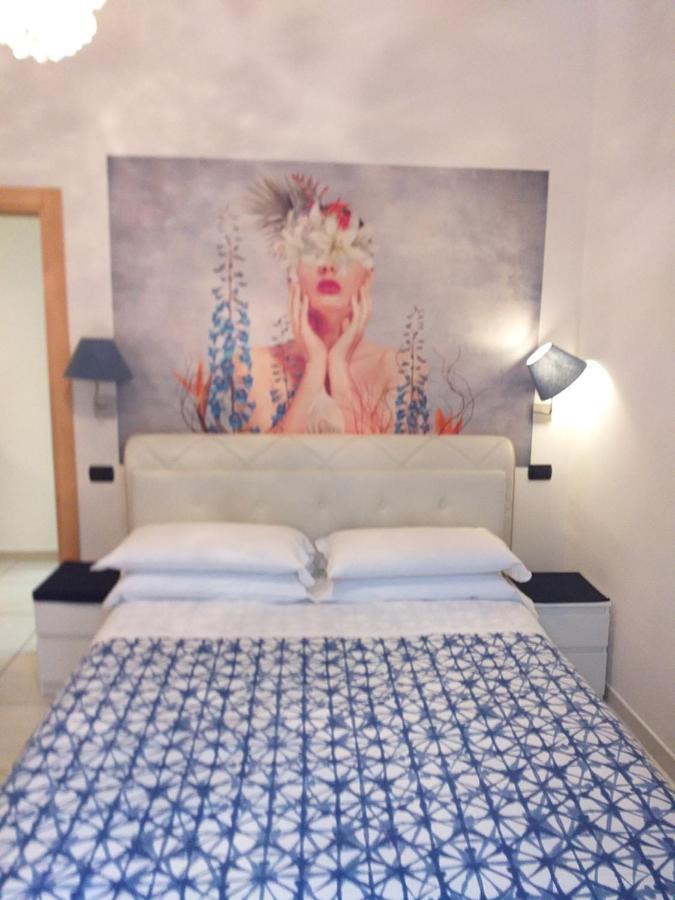 Beb Pantarei Bed & Breakfast Наполи Екстериор снимка