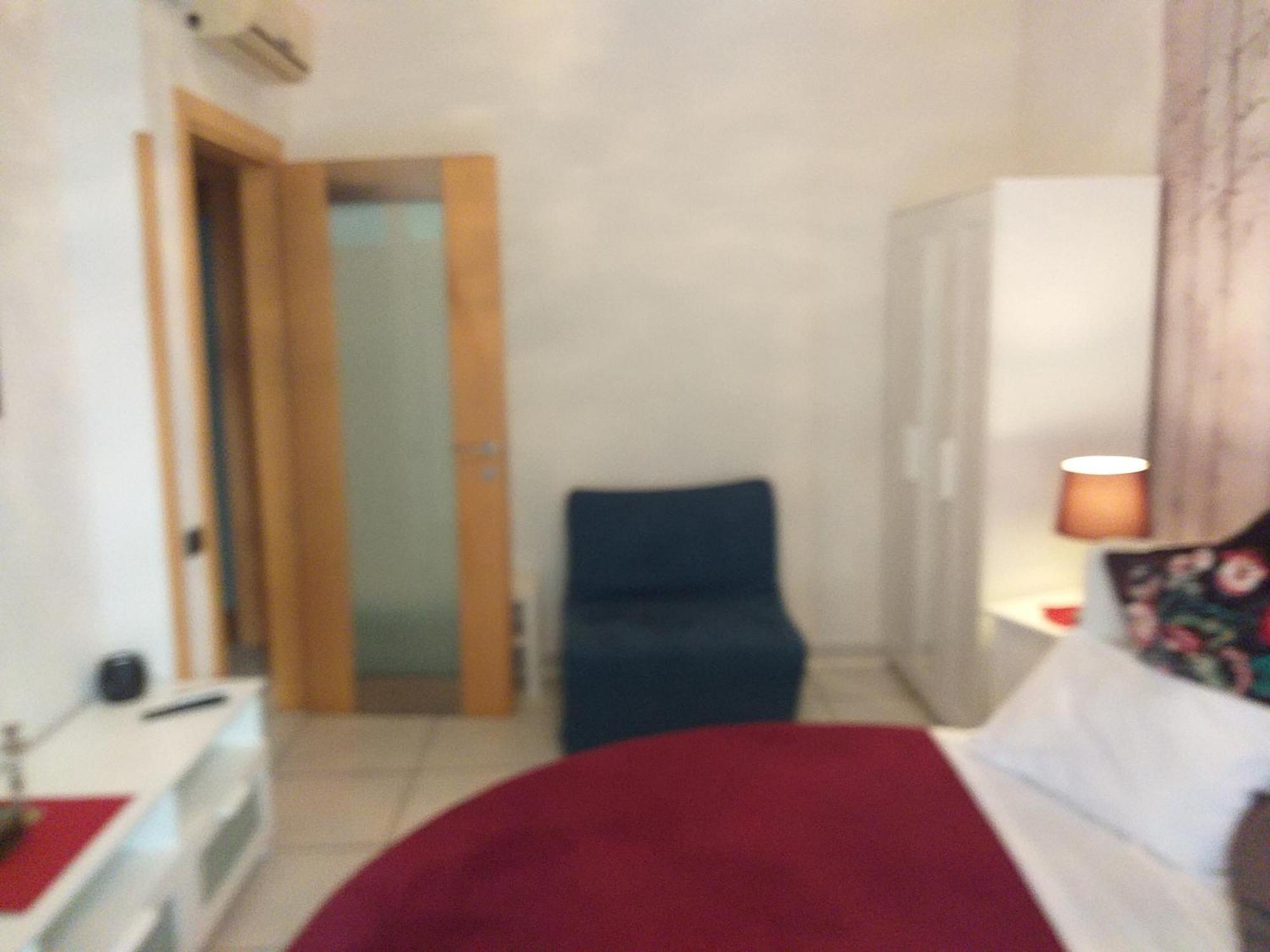 Beb Pantarei Bed & Breakfast Наполи Стая снимка